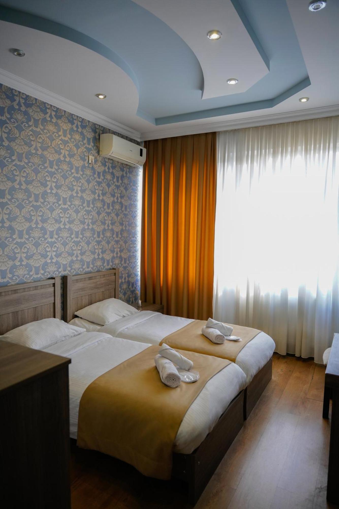 Hotel Monopoli Кутаїсі Екстер'єр фото